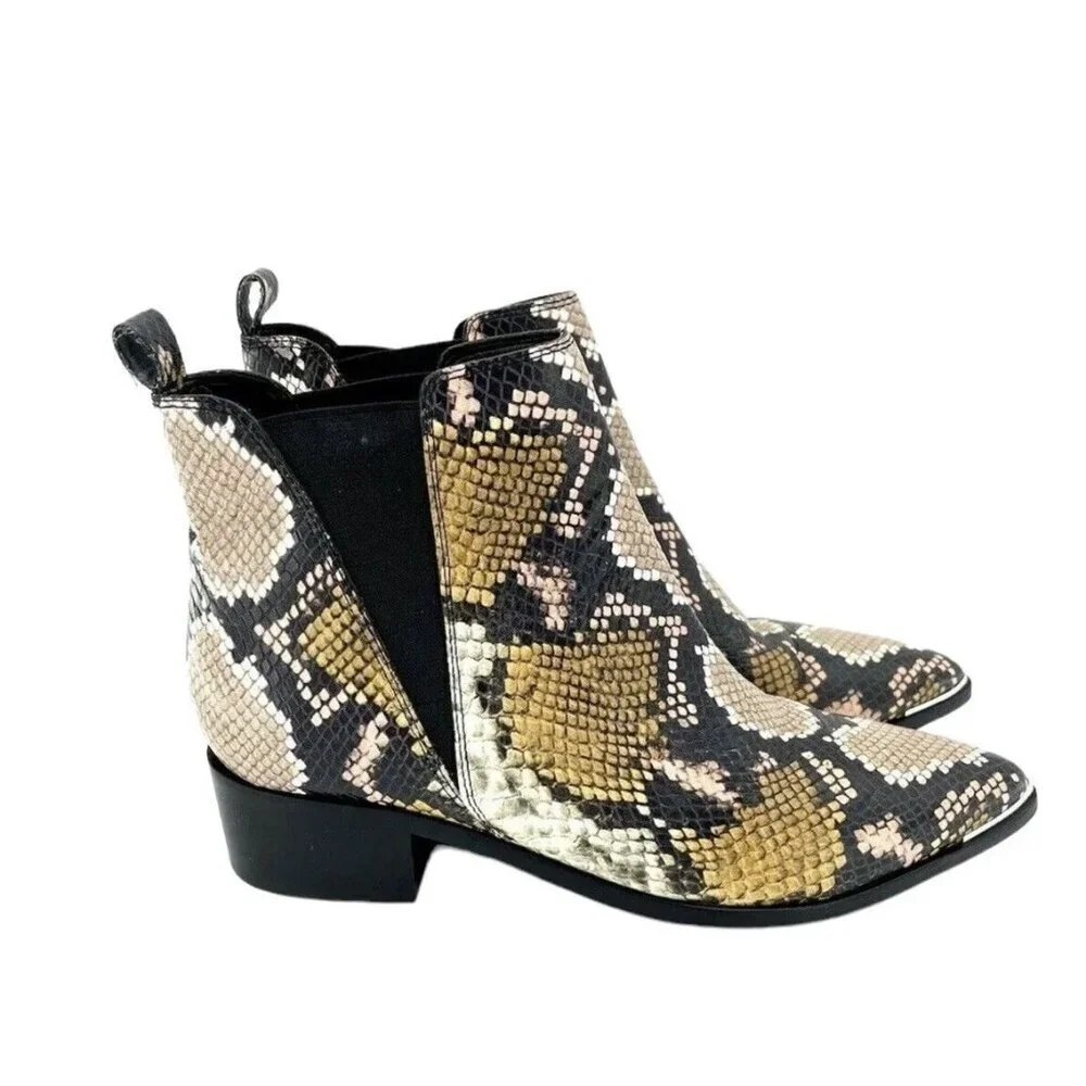 Marc Fisher Boots Yale Snake Print Leather Pointed Toe Ankle Boots SZ 7